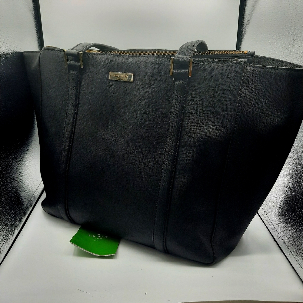 Large Saffiano Leather Kate Spade tote bag